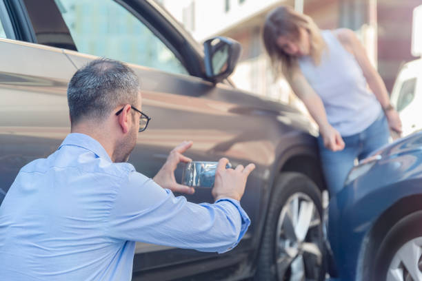 Professional Sr22 Insurance technician working in Manhattan Beach, CA